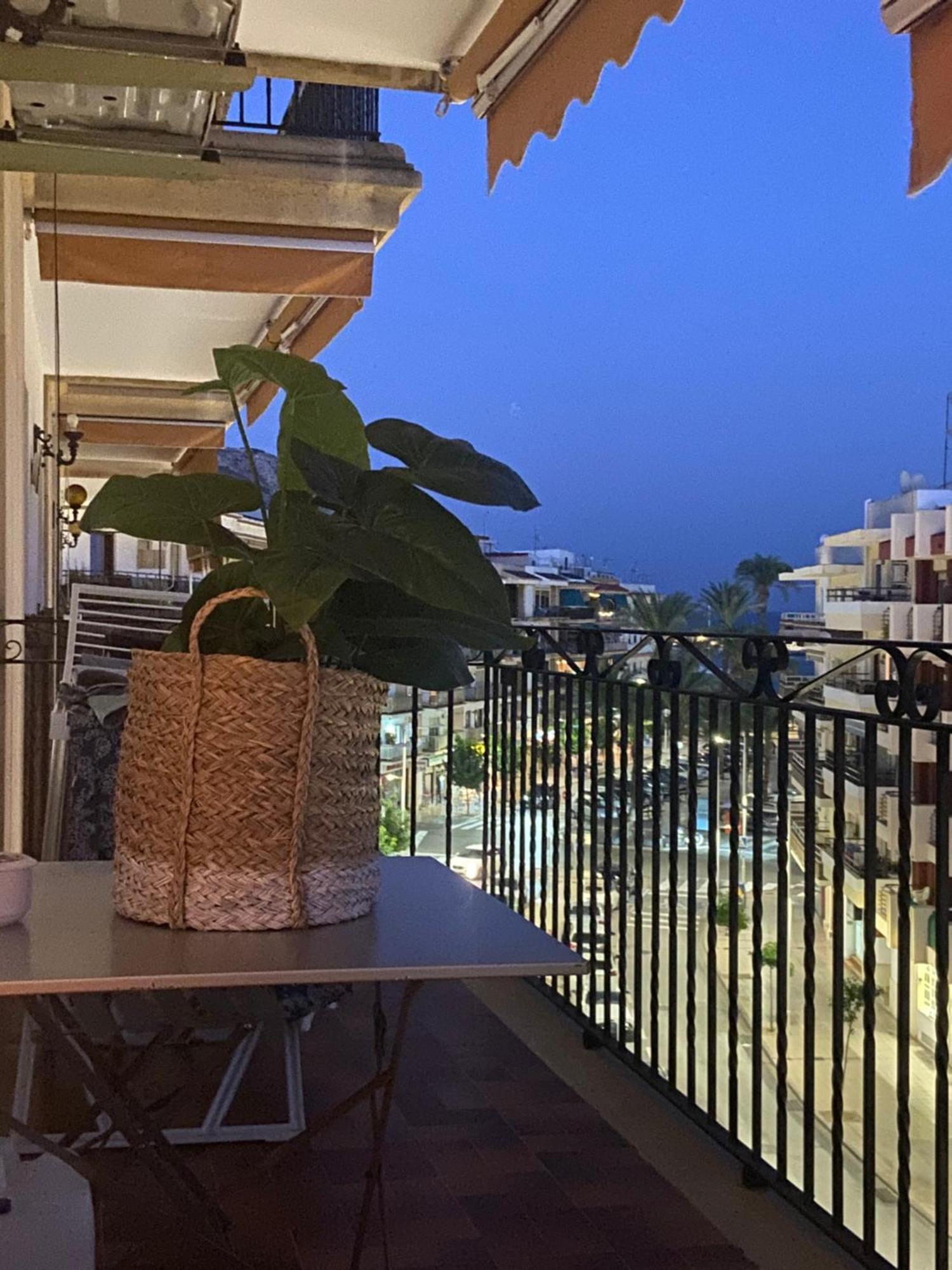 Javea Au Port Vue Mer Devant La Plage Grand Appartement Terrasse Clim Et Wifi Esterno foto